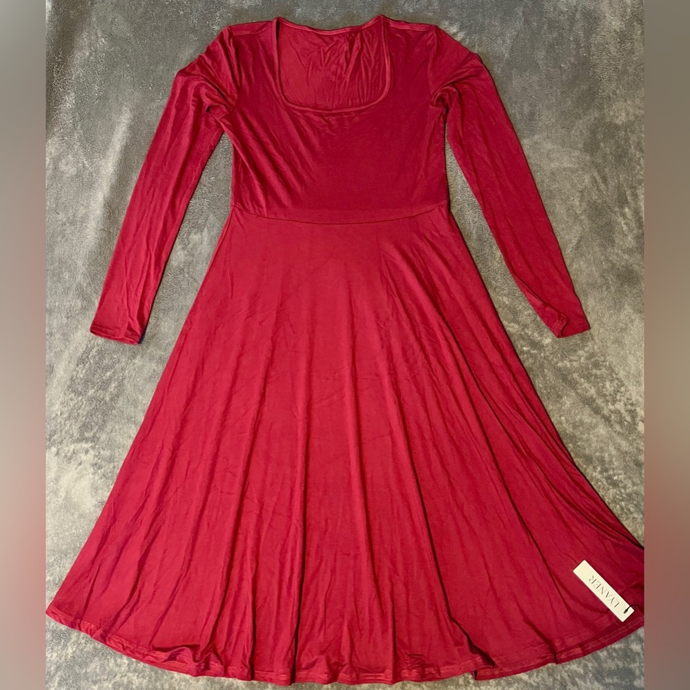 Elegant Long Sleeve Burgundy Dress
